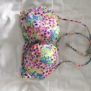Victoria’s Secret bikini top